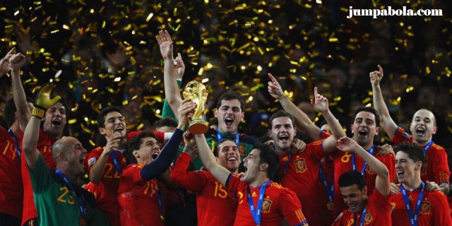 Kilas Balik Piala Dunia 2010: Gol Tunggal Andres Iniesta Lanjutkan Kedigdayaan Spanyol